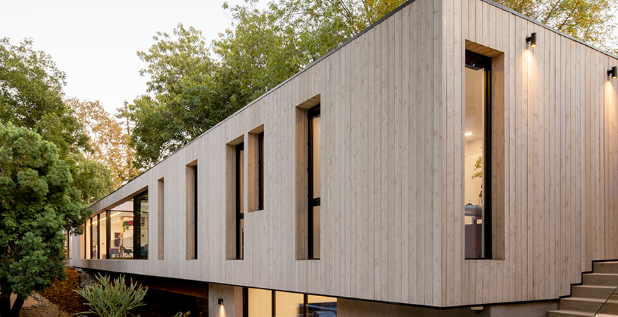 Exterior of Bridge House.